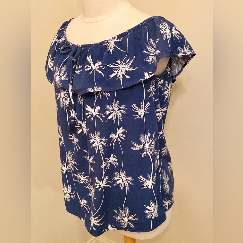 Style & Co Blue White Palm Tree Print SZ L Boho Casual Chic Beachy Summer Top - Picture 5 of 13